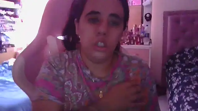 annarose19 online show from February 5, 2025, 8:25 pm