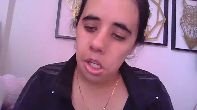 annarose19 online show from February 14, 2025, 7:44 pm