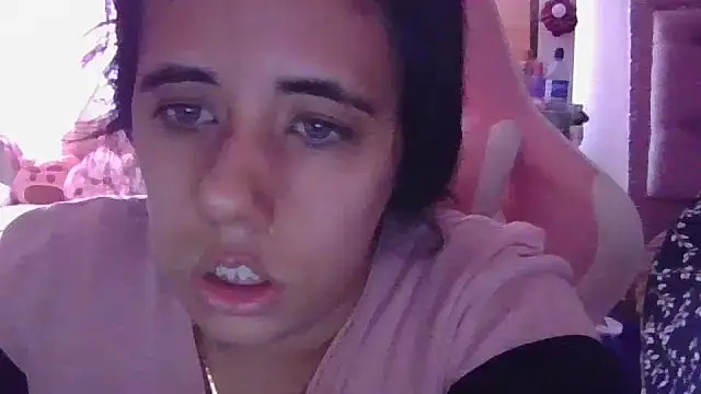 annarose19 online show from March 5, 2025, 7:38 pm