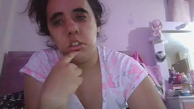 Snapshot of annarose19 chatting on April 28, 2026, 2:27 am annarose19 online show from April 28, 2026, 2:27 am