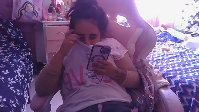 Snapshot of annarose19 chatting on April 29, 2026, 5:30 pm annarose19 online show from April 29, 2026, 5:30 pm