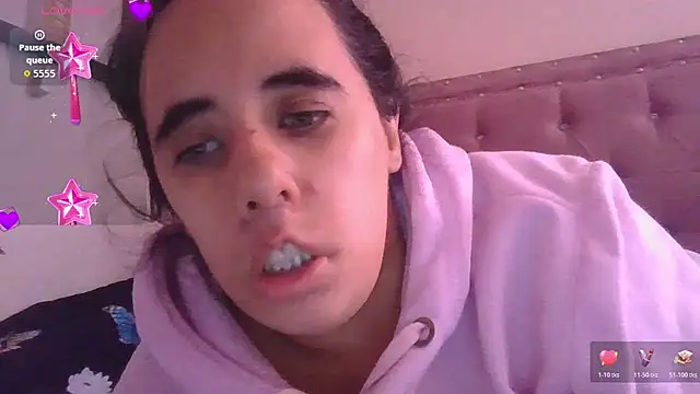 Snapshot of annarose19 chatting on June 26, 2026, 7:51 pm annarose19 online show from June 26, 2026, 7:51 pm