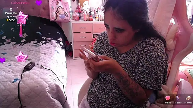 Snapshot of annarose19 chatting on July 23, 2026, 5:44 pm annarose19 online show from July 23, 2026, 5:44 pm