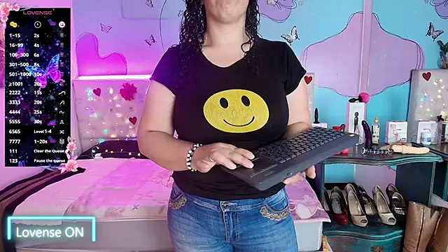 Zaly mature online show from July 6, 2026, 10:56 pm