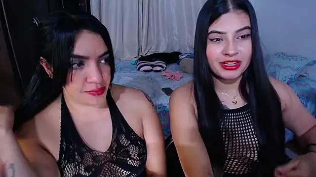 Snapshot of Sharlottee chatting on June 11, 2026, 10:30 pm Sharlottee online show from June 11, 2026, 10:30 pm