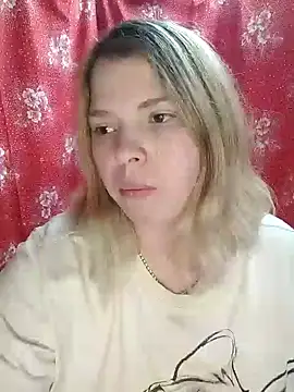 Snapshot of Zuli_Kiska chatting on December 26, 2024, 8:42 pm Zuli Kiska online show from December 26, 2024, 8:42 pm