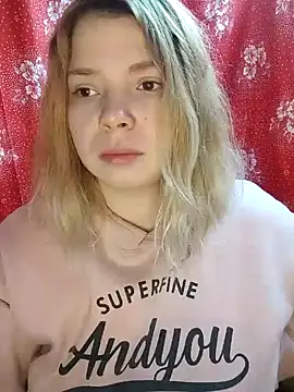 Snapshot of Zuli_Kiska chatting on December 28, 2024, 11:41 am Zuli Kiska online show from December 28, 2024, 11:41 am