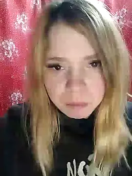 Snapshot of Zuli_Kiska chatting on February 3, 2025, 8:35 pm Zuli Kiska online show from February 3, 2025, 8:35 pm