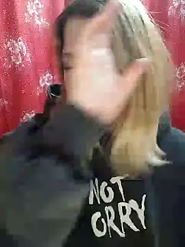 Snapshot of Zuli_Kiska chatting on February 6, 2025, 8:56 pm Zuli Kiska online show from February 6, 2025, 8:56 pm