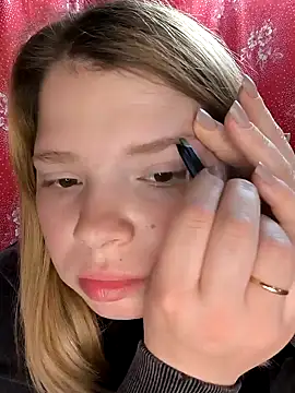 Snapshot of Zuli_Kiska chatting on March 15, 2025, 8:21 pm Zuli Kiska online show from March 15, 2025, 8:21 pm