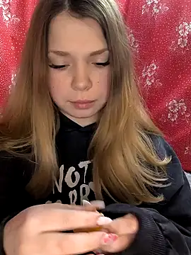 Zuli Kiska online show from March 3, 2026, 6:58 pm