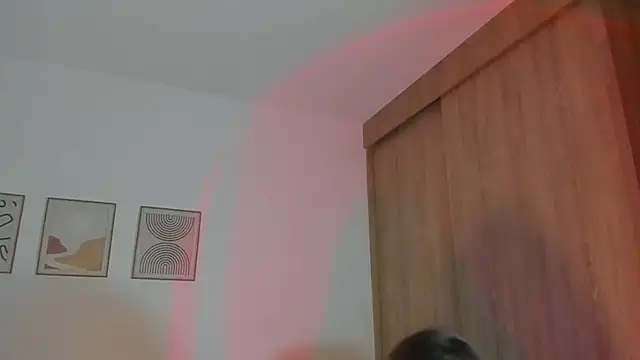 iriswest  online show from February 12, 2025, 4:23 am