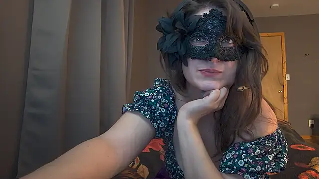 Snapshot of missteriousbelle chatting on June 10, 2026, 3:44 pm missteriousbelle online show from June 10, 2026, 3:44 pm