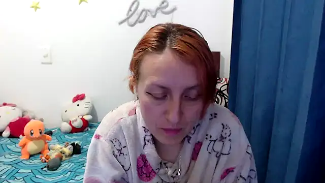 kittykalor09 online show from January 12, 2025, 10:54 pm