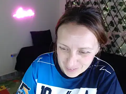 Snapshot of kittykalor09 chatting on May 24, 2026, 1:21 am kittykalor09 online show from May 24, 2026, 1:21 am