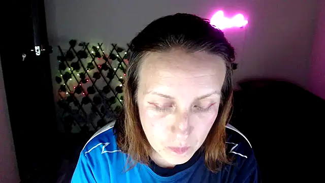 Snapshot of kittykalor09 chatting on June 27, 2026, 1:32 am kittykalor09 online show from June 27, 2026, 1:32 am