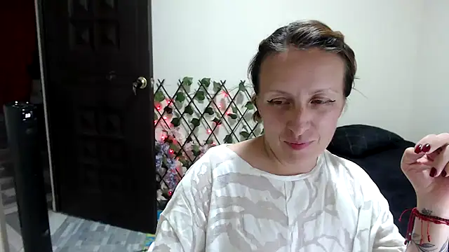 Snapshot of kittykalor09 chatting on July 3, 2026, 1:56 am kittykalor09 online show from July 3, 2026, 1:56 am