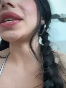 LoveLillyy online show from January 28, 2025, 10:12 pm