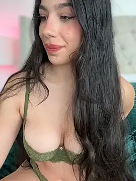 LoveLillyy online show from March 17, 2025, 9:45 pm