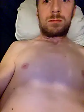 Snapshot of Assboy007 chatting on December 19, 2025, 8:32 am Assboy007 online show from December 19, 2025, 8:32 am