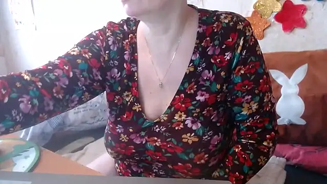 Snapshot of QueenLana chatting on February 6, 2025, 10:15 am QueenLana online show from February 6, 2025, 10:15 am