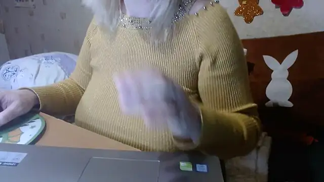 Snapshot of QueenLana chatting on February 8, 2025, 4:04 pm QueenLana online show from February 8, 2025, 4:04 pm