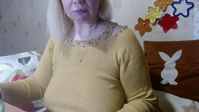 Snapshot of QueenLana chatting on February 23, 2025, 7:38 pm QueenLana online show from February 23, 2025, 7:38 pm