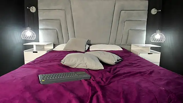 danaythamara1 online show from December 26, 2024, 8:42 pm