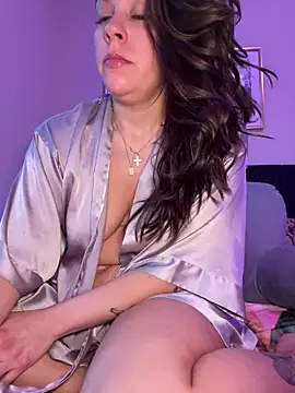 bellafreakyfun online show from November 6, 2025, 12:28 pm