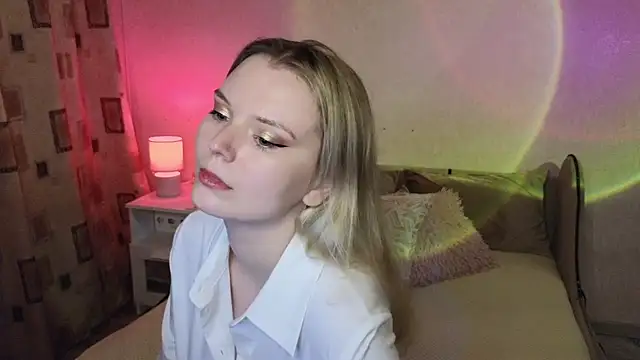 Vivian Davis online show from December 2, 2025, 6:25 pm