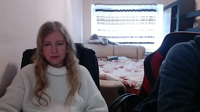 PeterAndJen online show from March 7, 2025, 10:02 am