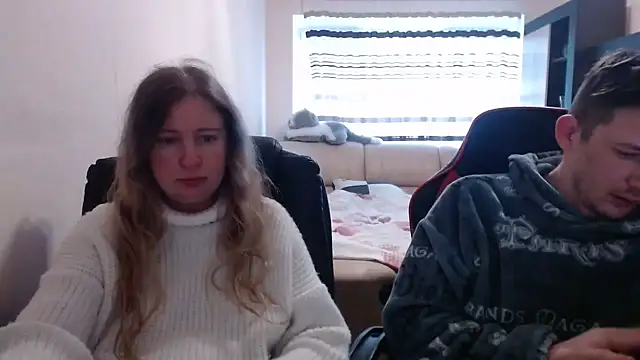 PeterAndJen online show from March 20, 2025, 9:37 am