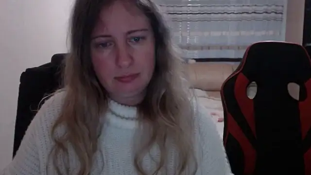 PeterAndJen online show from March 23, 2025, 6:26 am