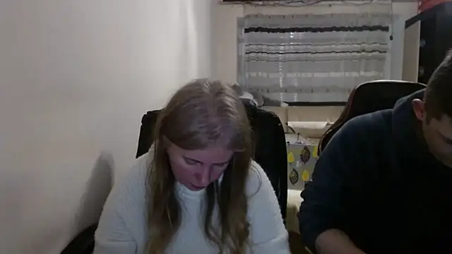 PeterAndJen online show from March 1, 2026, 6:32 pm