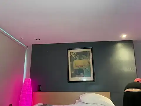 mcklister kinky feets online show from February 8, 2026, 2:53 pm