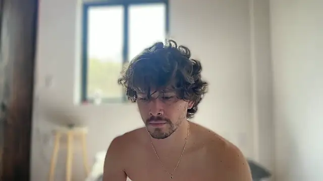 mcklister kinky feets online show from April 21, 2026, 3:50 pm