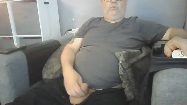 Snapshot of Naturistmale45 chatting on June 15, 2026, 8:16 am Naturistmale45 online show from June 15, 2026, 8:16 am