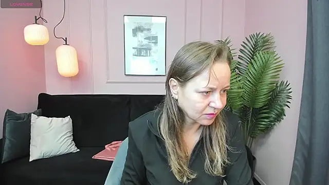 GabrielGold online show from October 3, 2025, 8:28 pm