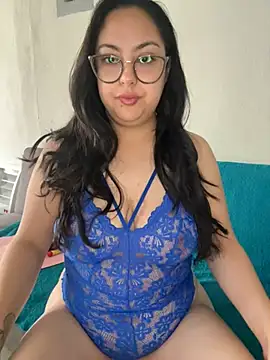 MileyGia online show from March 6, 2026, 2:35 pm