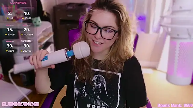 JennKenobi online show from February 25, 2025, 5:15 pm