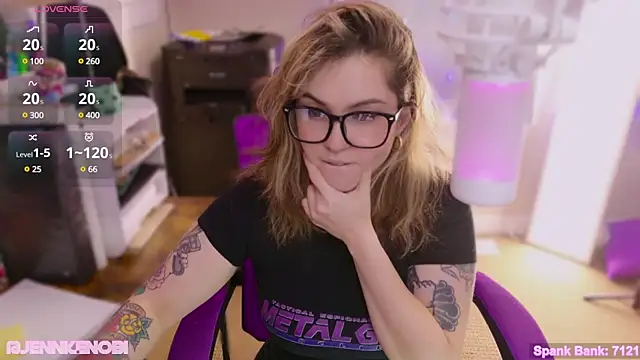 JennKenobi online show from February 26, 2025, 6:32 pm