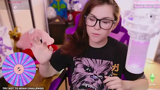 JennKenobi online show from March 7, 2025, 4:11 pm