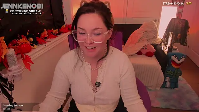 JennKenobi online show from September 29, 2025, 2:44 pm