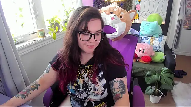 Snapshot of JennKenobi chatting on May 11, 2026, 2:45 pm JennKenobi online show from May 11, 2026, 2:45 pm