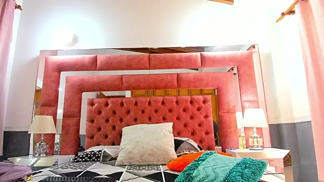 briana wonder69xxx online show from February 1, 2025, 2:24 pm