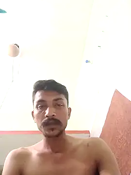 PrabV0319 online show from October 9, 2025, 9:02 pm