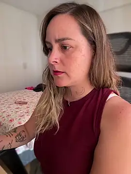 misslulipop online show from March 19, 2025, 8:00 pm