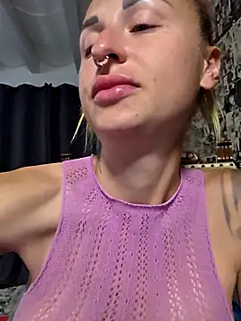 kylie blck online show from April 18, 2026, 7:29 pm