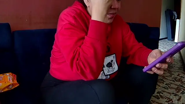 Mommy-pervert online show from April 4, 2026, 5:10 pm