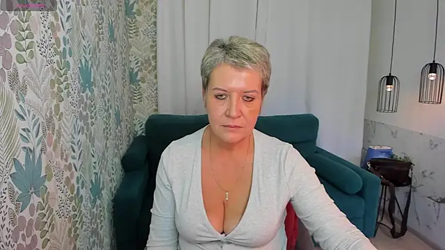 Snapshot of KathySunn chatting on December 24, 2024, 1:28 pm KathySunn online show from December 24, 2024, 1:28 pm